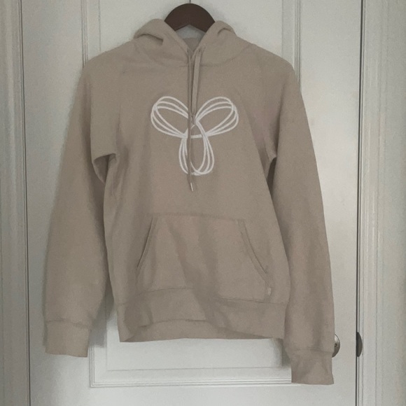 TNA | Tops | Aritzia Tna Logo Hoodie | Poshmark